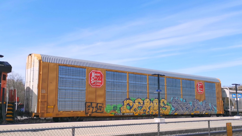 KCS 9847 (Body) TTGX 691296 (Flat)